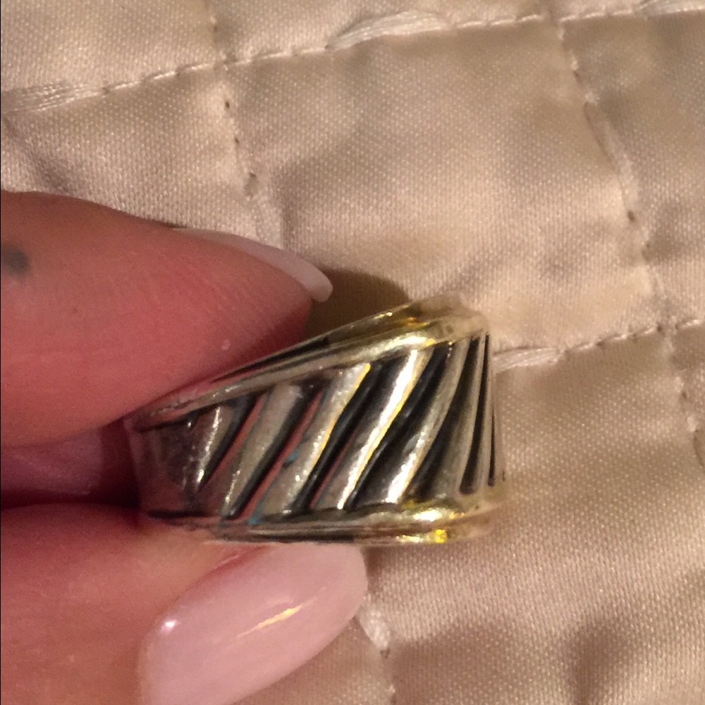 David Yurman ring - Picture 2 of 3